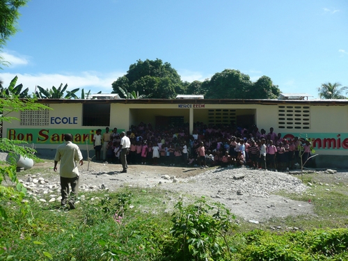 Ecole des Gommiers la rentree 2010.jpg